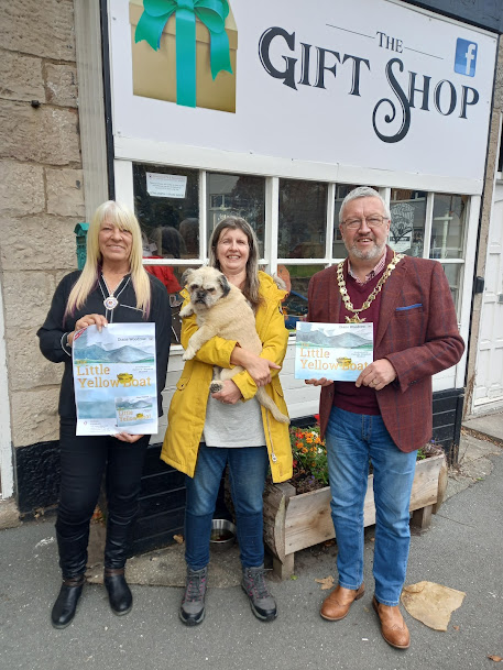 Photo of Mayor, Alan Hunter, Mayoress Cheryl Hunter, author Diane Woodrow, her dog Renly, outside The Gift Shop, Abergele promoting Diane's signing of her book on Saturday 9th October 12-2pm